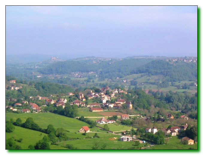 Le-chateau-de-Castelnau-vu-du-Causse-de-Lauriol